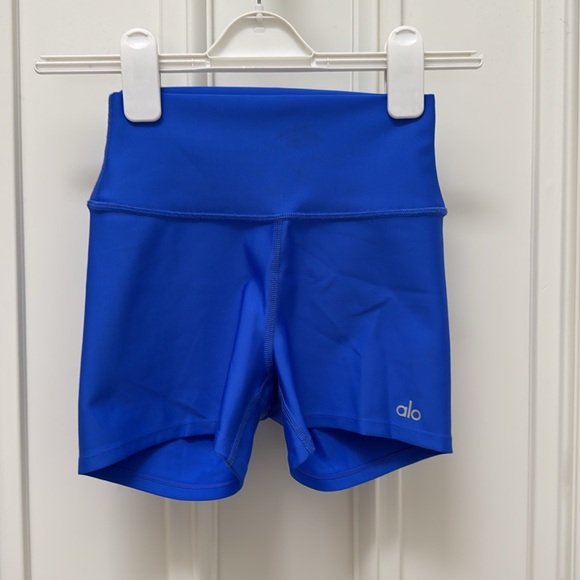 ALO SHORT STYLE 186 main image 1